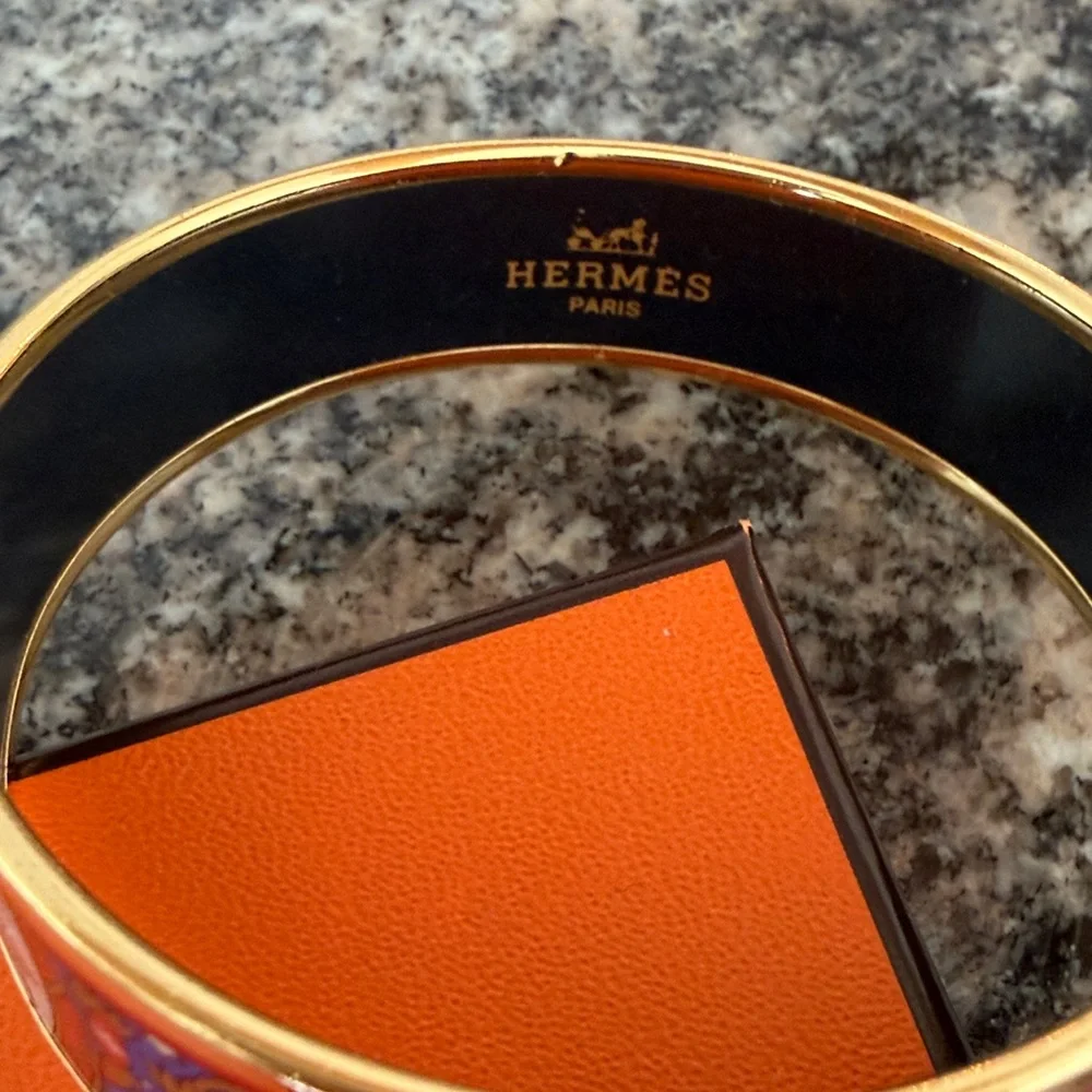 Hermes Feux D’artifice Vintage Enamel Bangle - Picture 3 of 13